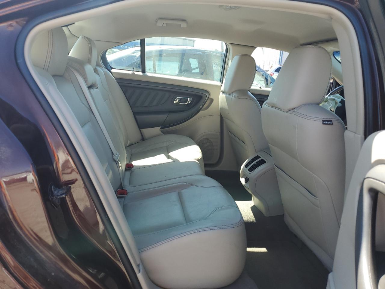 1FAHP2EW0AG148011 2010 Ford Taurus Sel