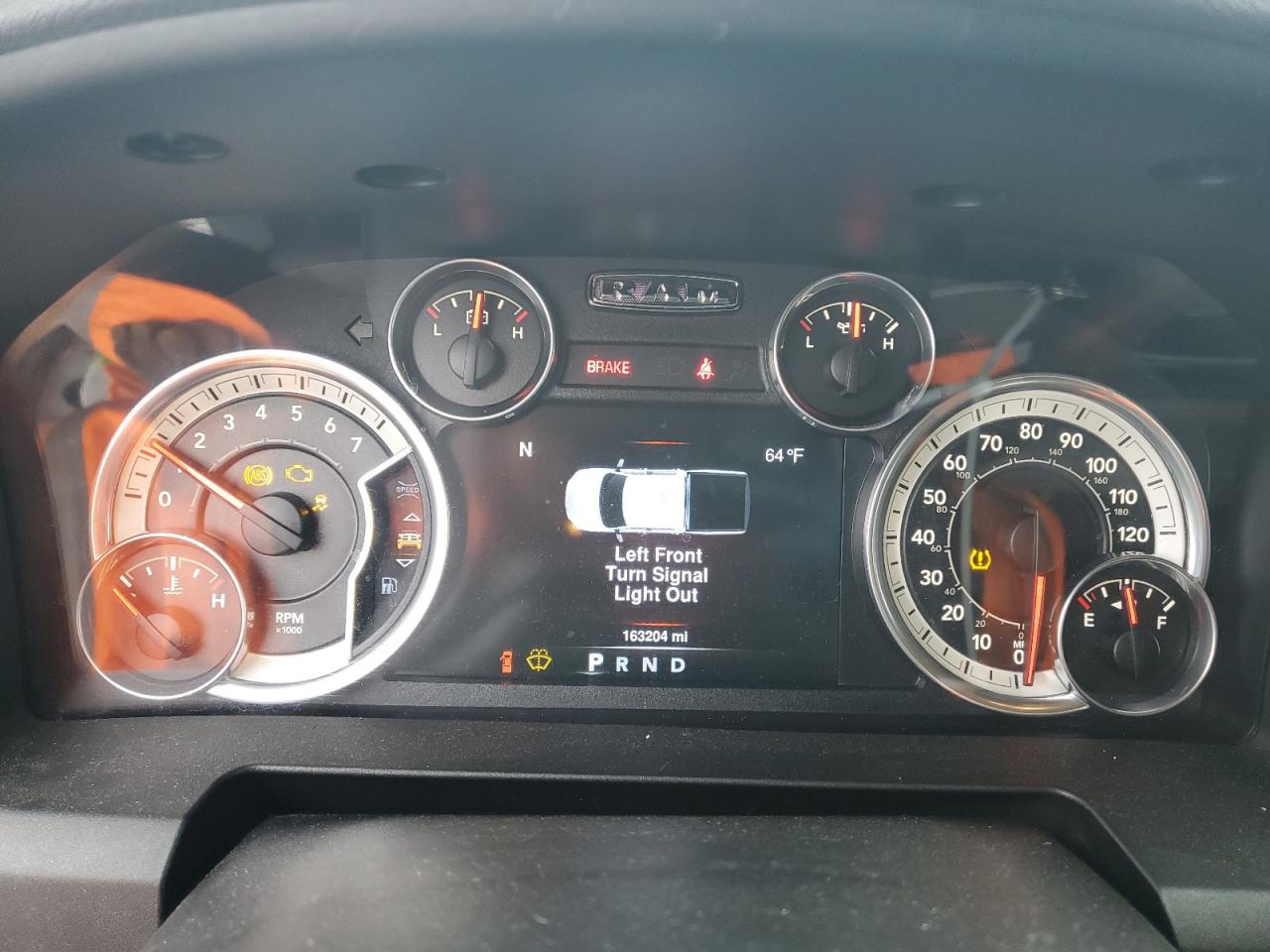 3C6RR7LT6GG214001 2016 Ram 1500 Slt