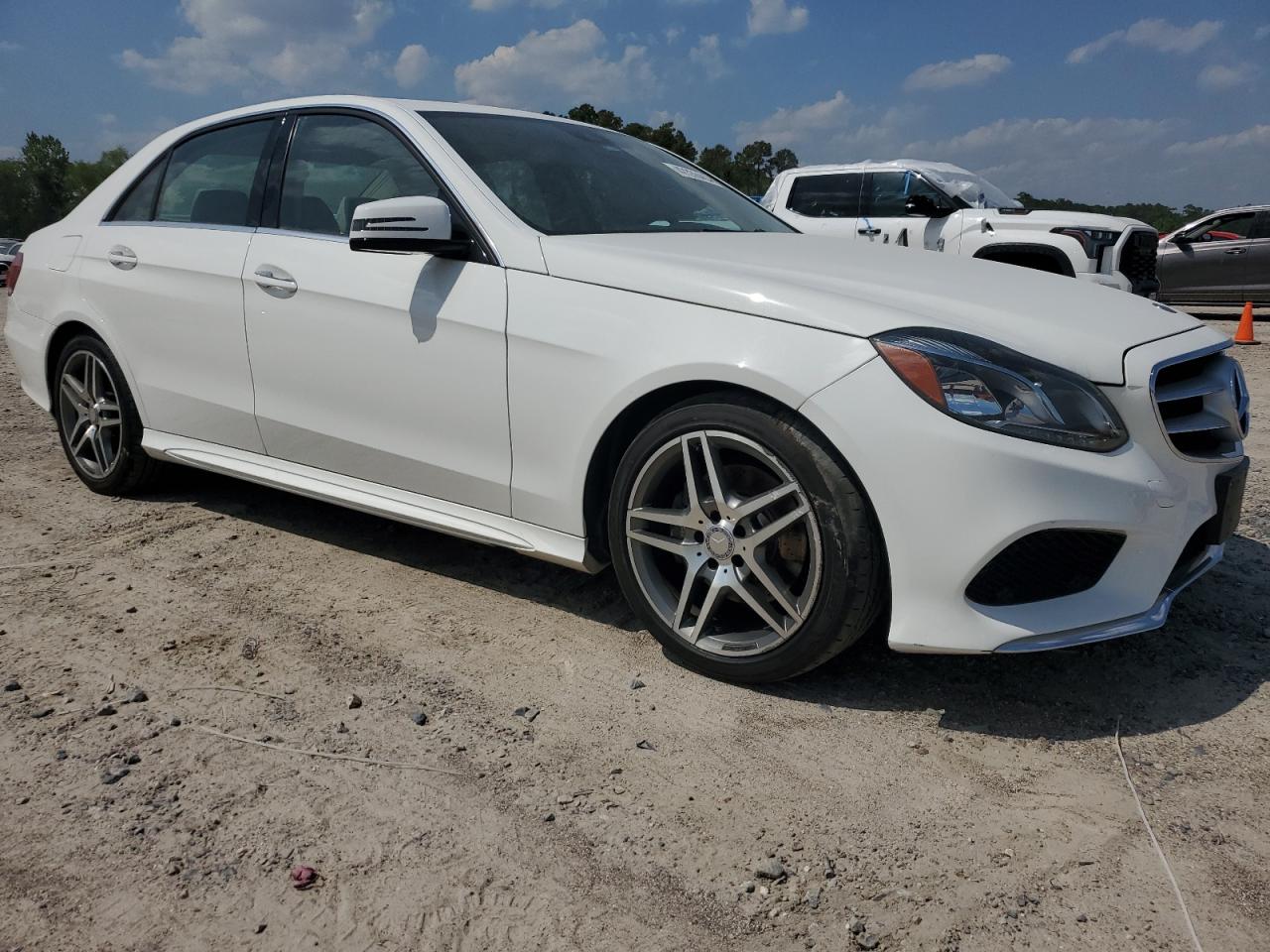 WDDHF8JB8EA898810 2014 Mercedes-Benz E 350 4Matic