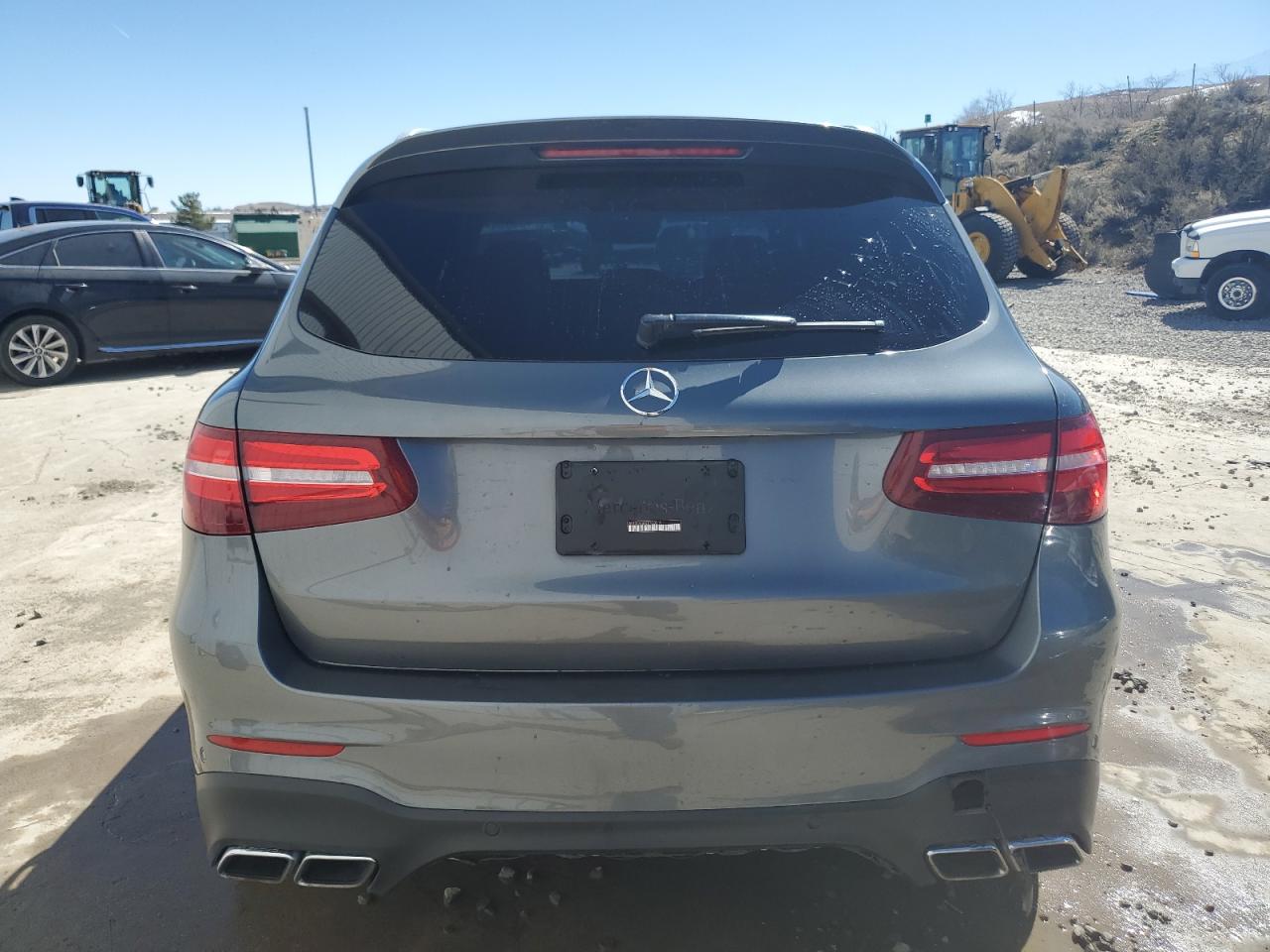 WDC0G8JBXJF433215 2018 Mercedes-Benz Glc 63 4Matic Amg