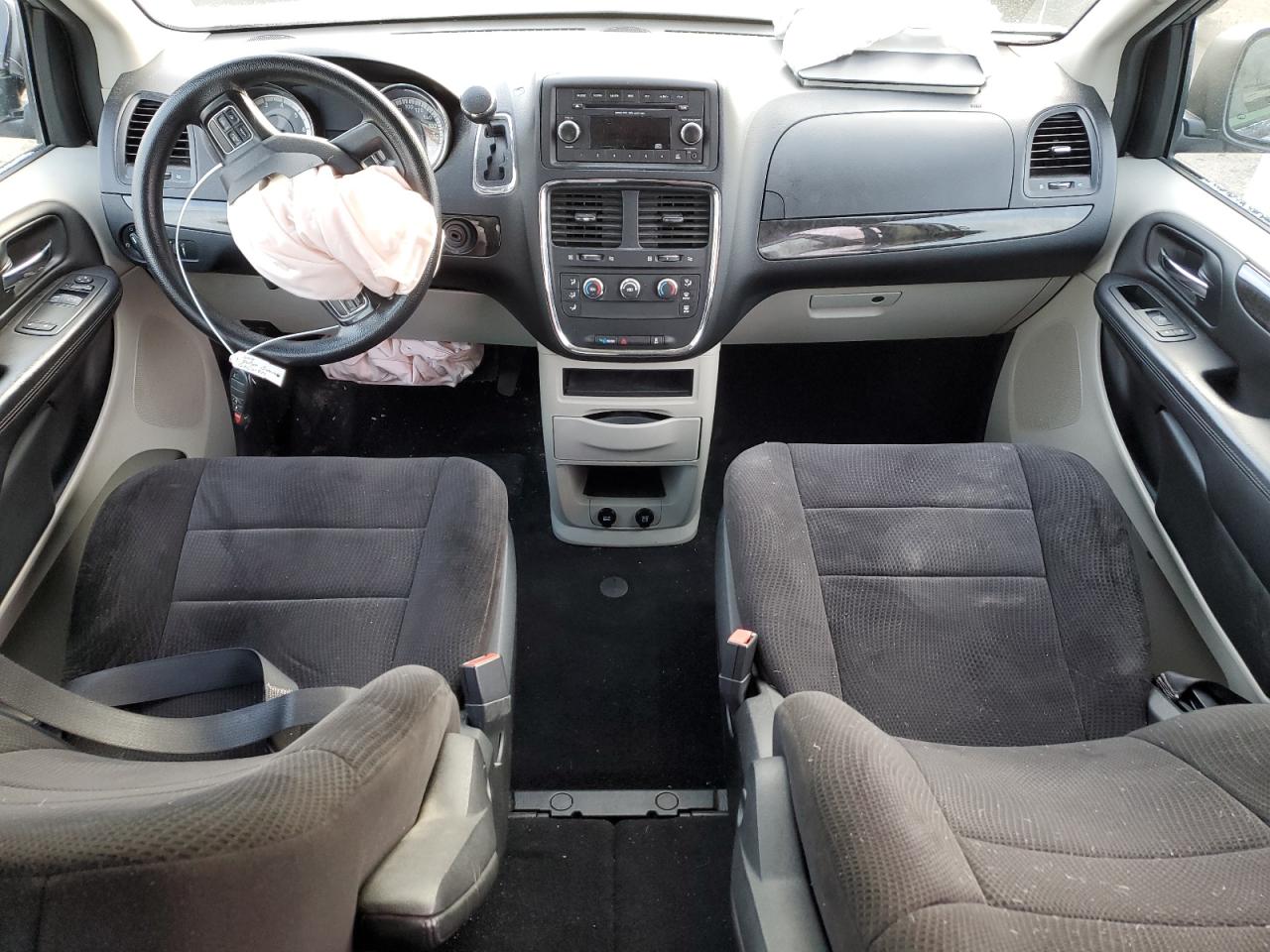 2C4RDGBGXER100750 2014 Dodge Grand Caravan Se