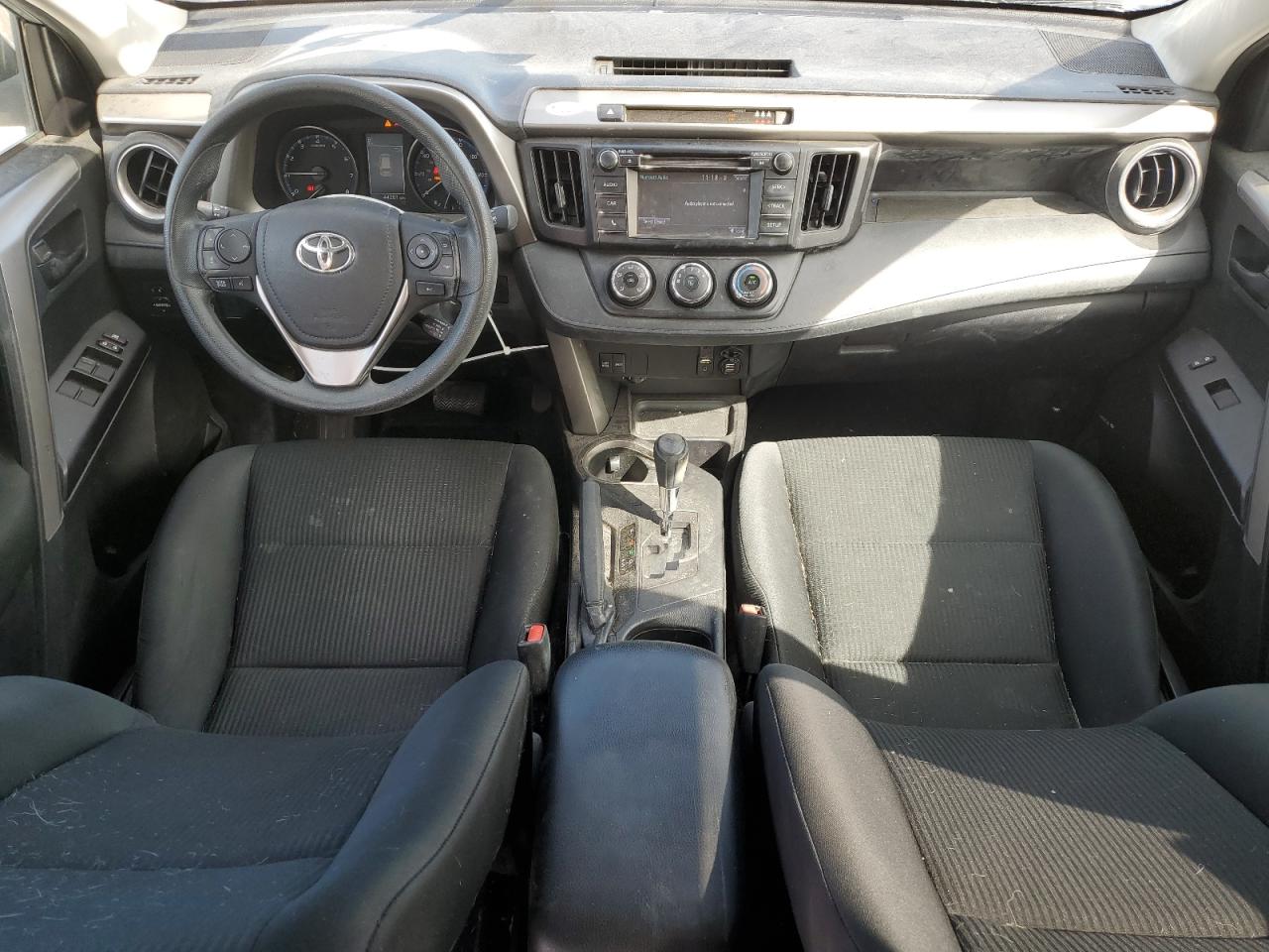 2T3ZFREV4HW358577 2017 Toyota Rav4 Le