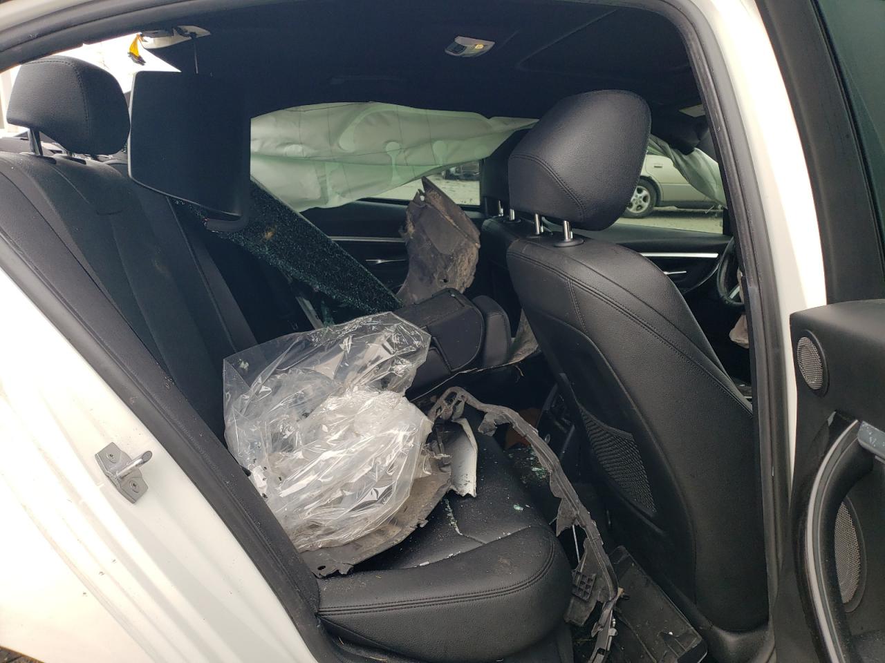 WBA8B7C59JA584551 2018 BMW 340 Xi