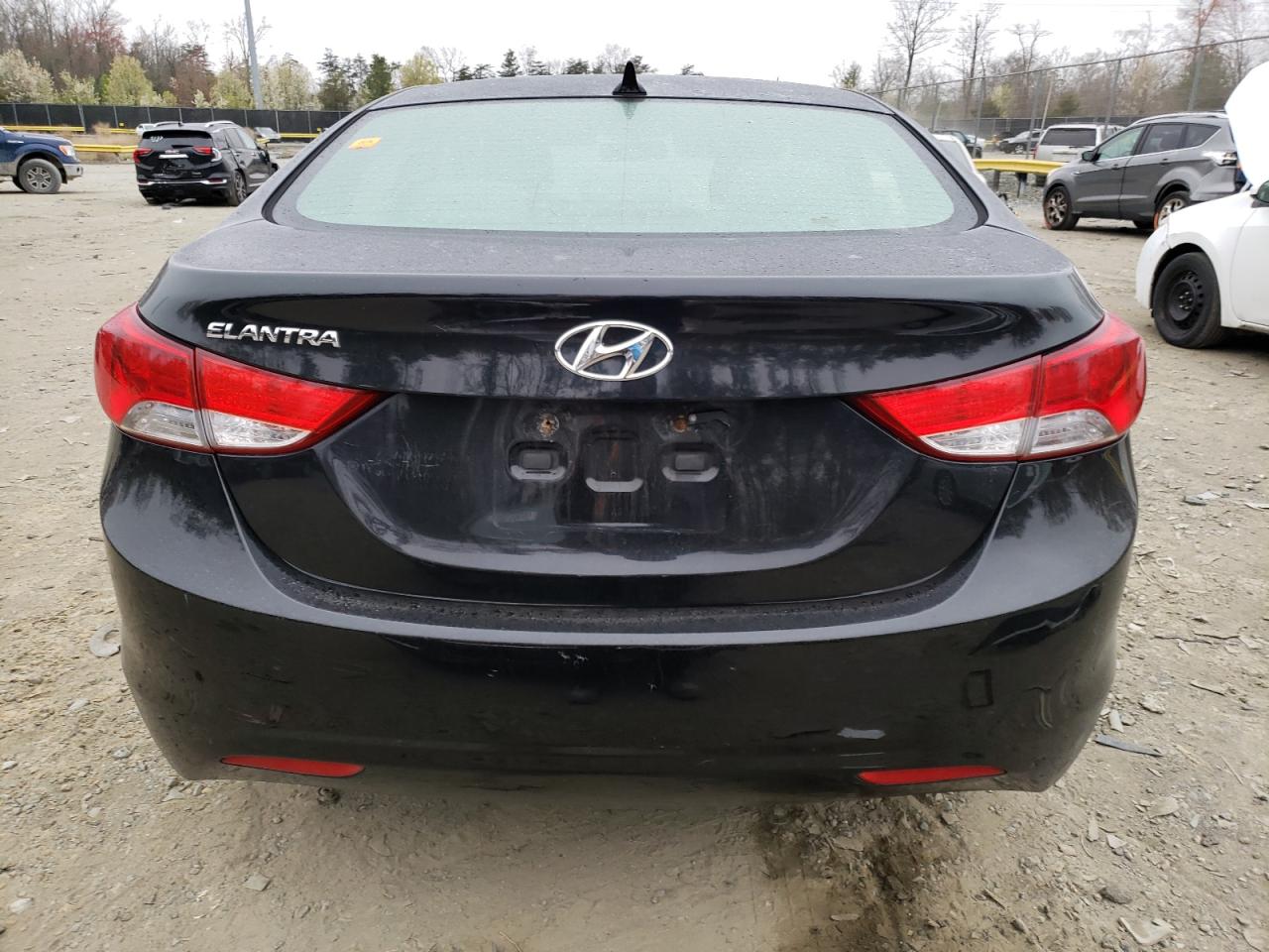 KMHDH4AE6DU815695 2013 Hyundai Elantra Gls