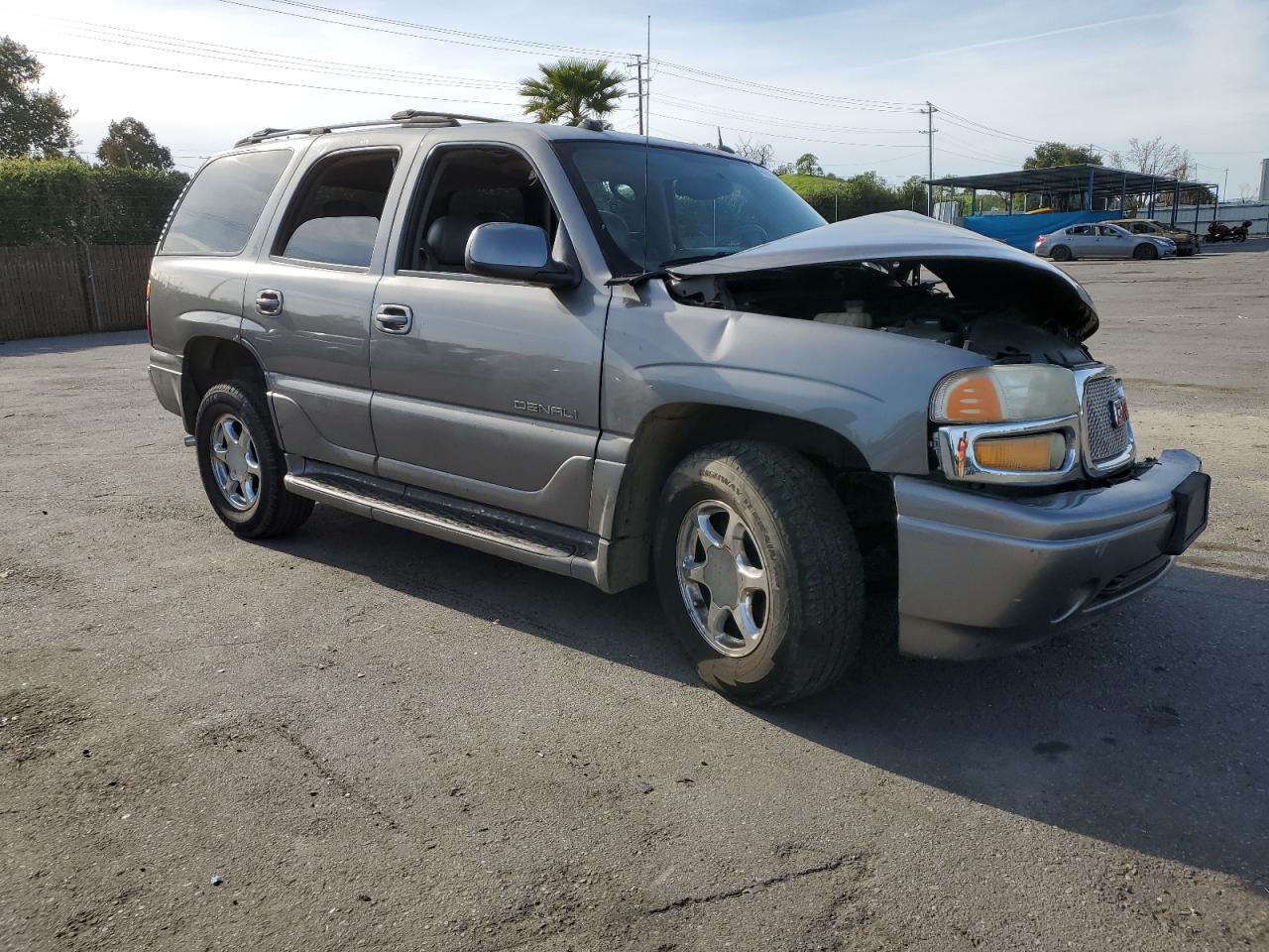 1GKEK63U25J152661 2005 GMC Yukon Denali