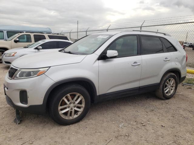 Lot #2409310105 2015 KIA SORENTO LX salvage car