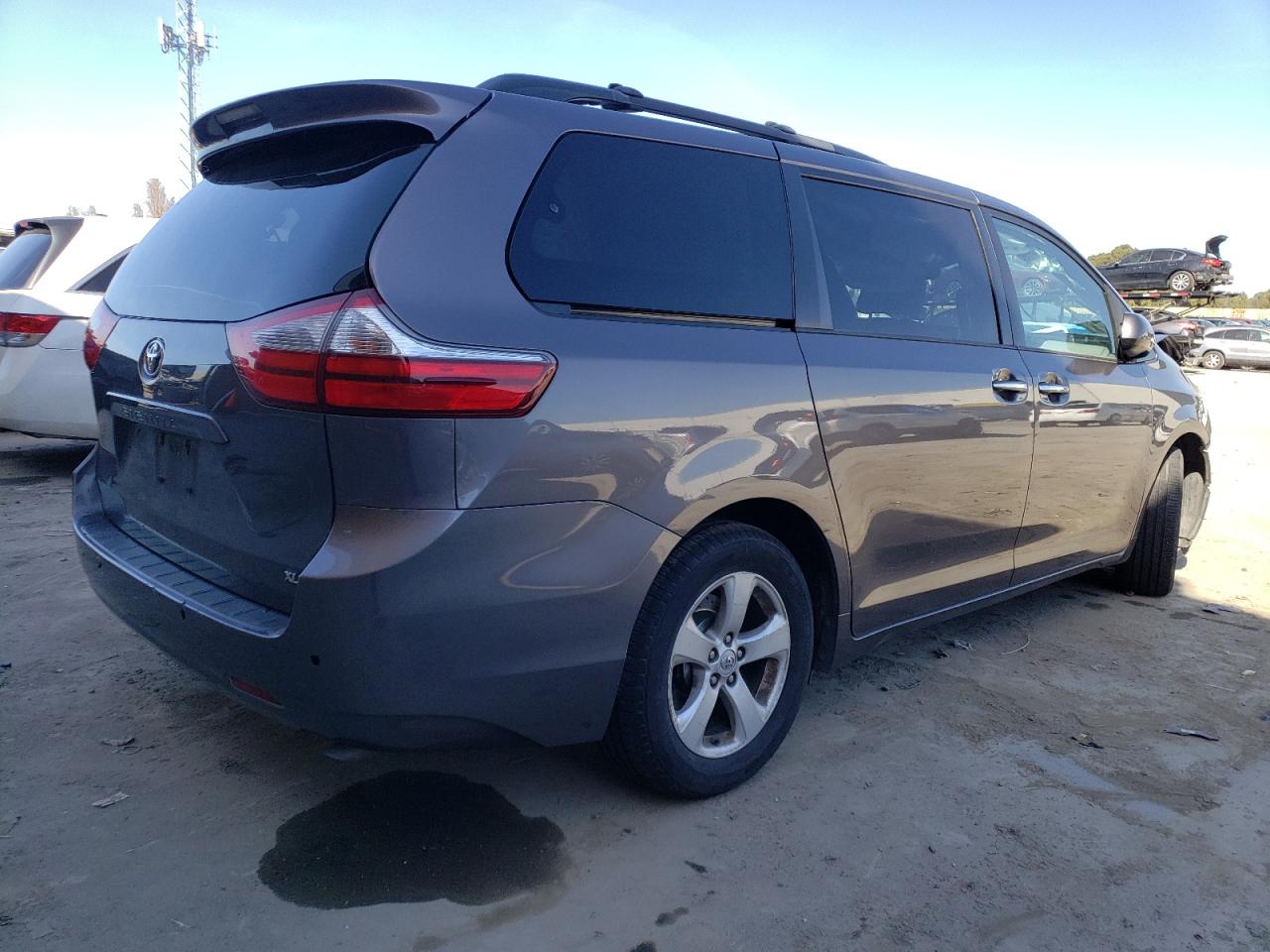 2015 Toyota Sienna Xle vin: 5TDYK3DC0FS594811