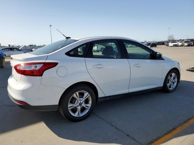 Lot #2418423613 2013 FORD FOCUS SE salvage car