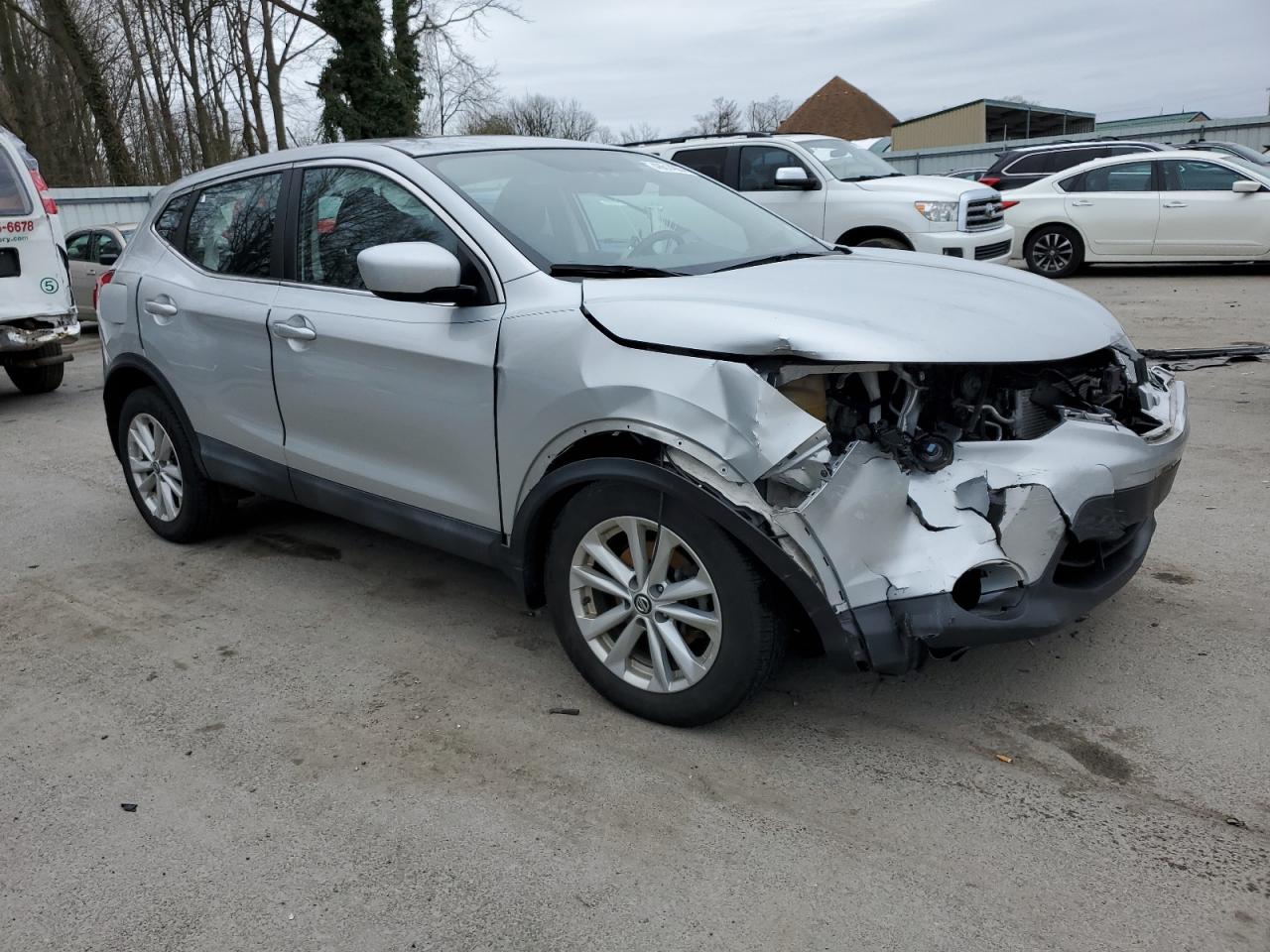 JN1BJ1CR3KW627462 2019 Nissan Rogue Sport S