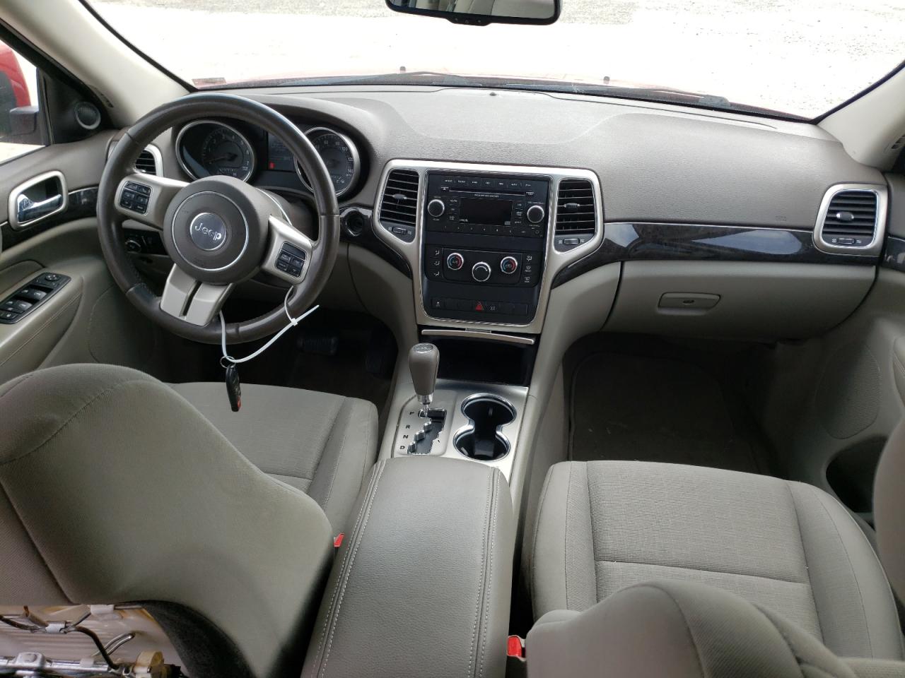 1J4RR4GG8BC552607 2011 Jeep Grand Cherokee Laredo