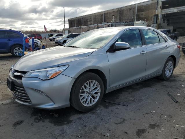 Lot #2459139318 2017 TOYOTA CAMRY LE salvage car