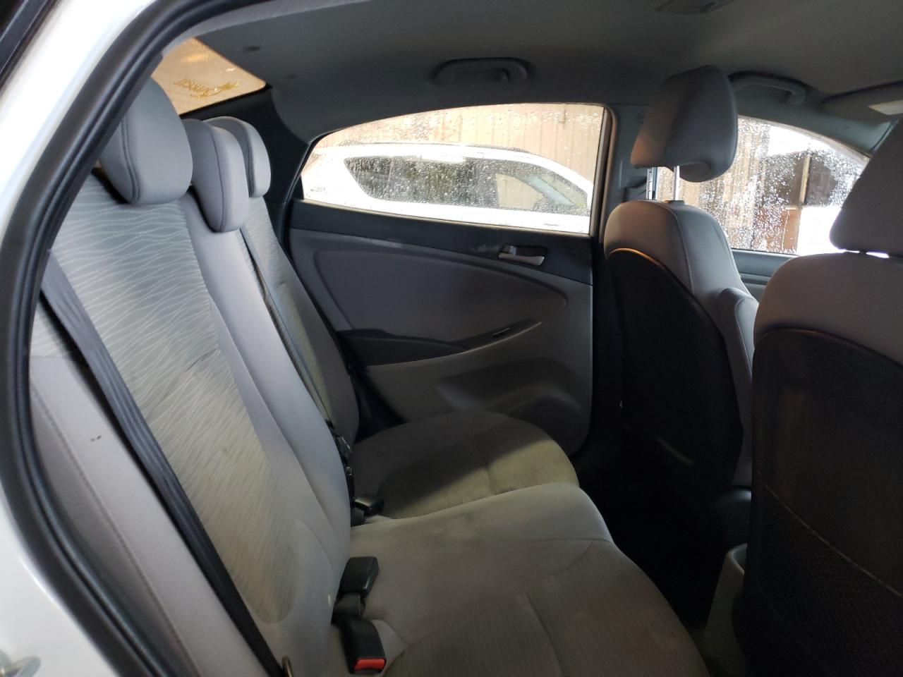 KMHCT4AE2HU296502 2017 Hyundai Accent Se