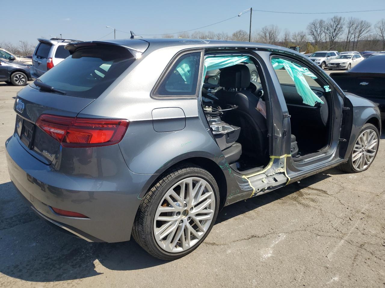 Фото: WAUUPBFF1JA100024 - 3