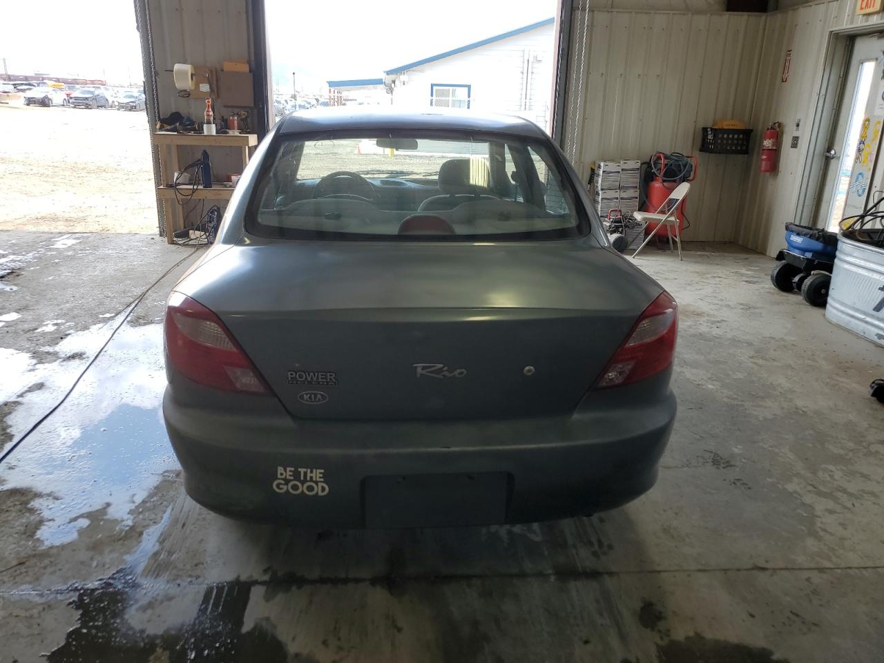 KNADC123926086380 2002 Kia Rio