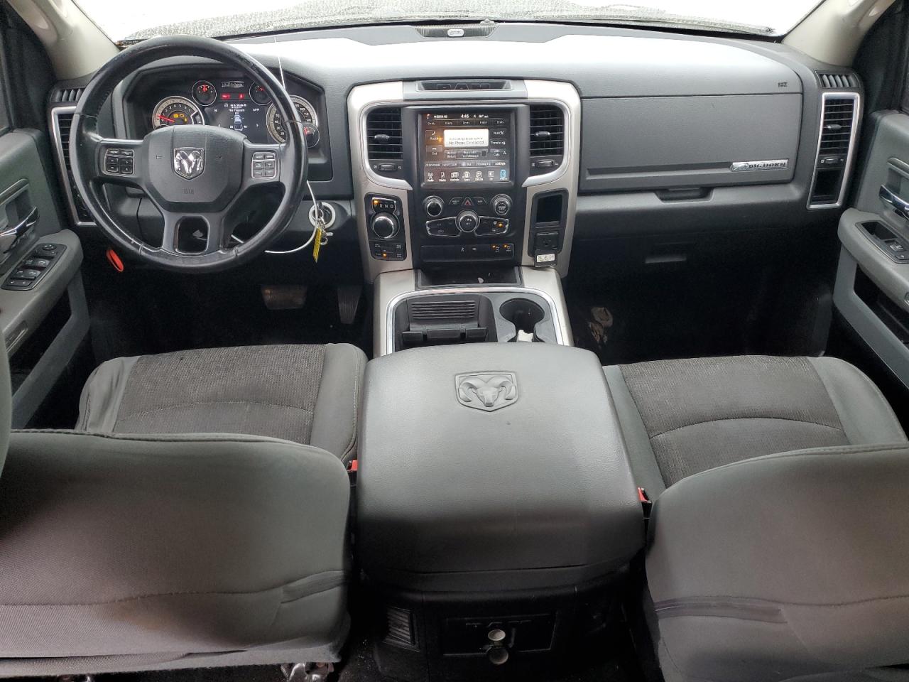 3C6RR7LT6GG214001 2016 Ram 1500 Slt