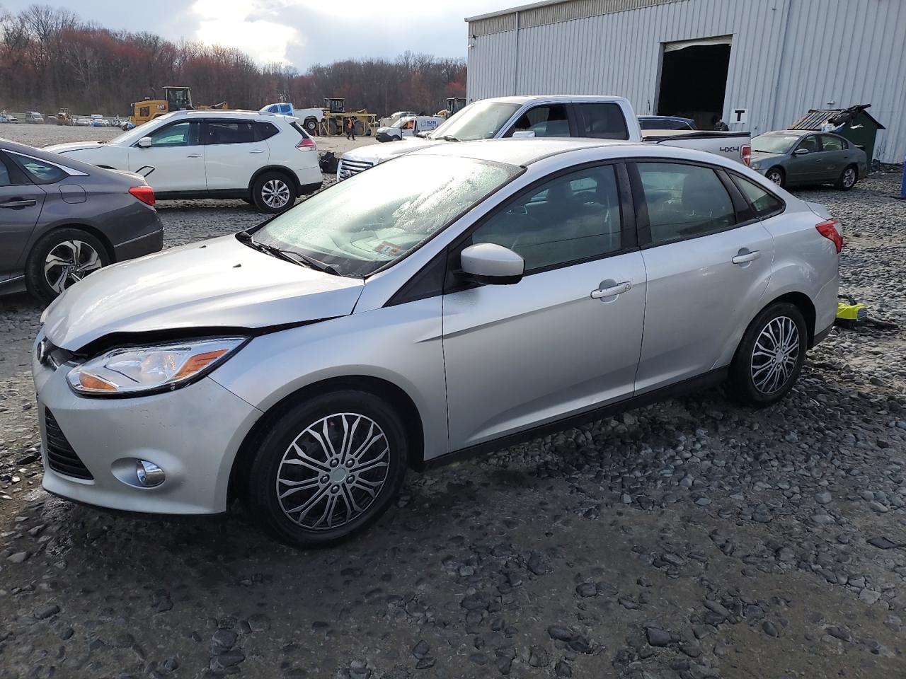 1FAHP3F25CL106347 2012 Ford Focus Se