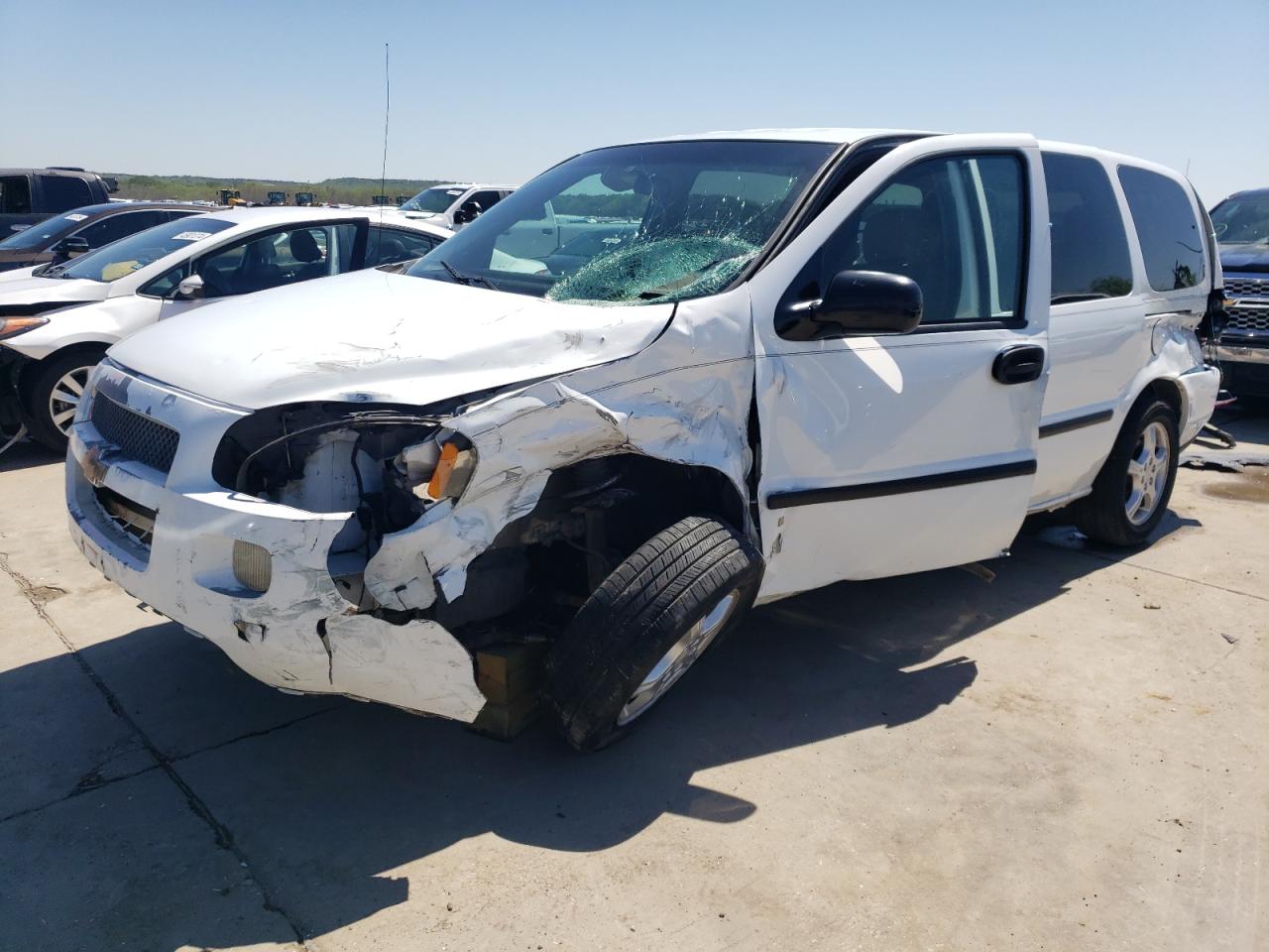  Salvage Chevrolet Uplander