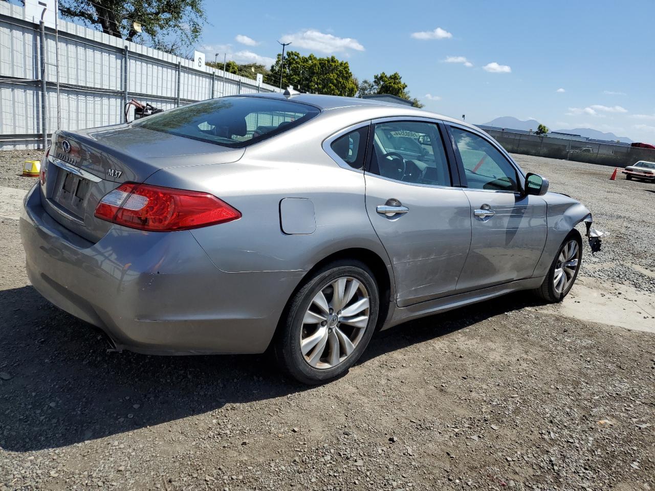 JN1BY1AP4BM323145 2011 Infiniti M37