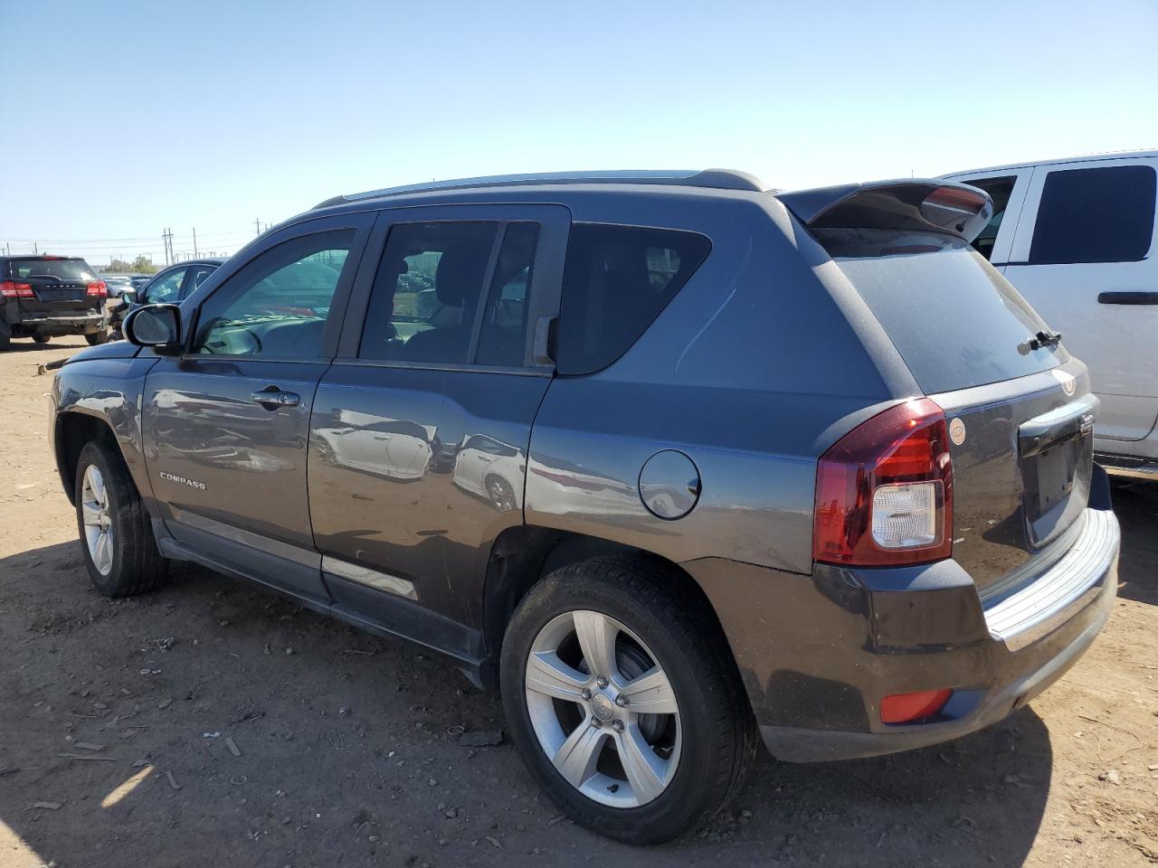 1C4NJCEA1FD116069 2015 Jeep Compass Latitude