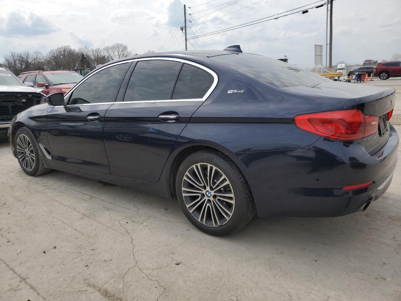 WBAJA9C52JB249335 2018 BMW 530E