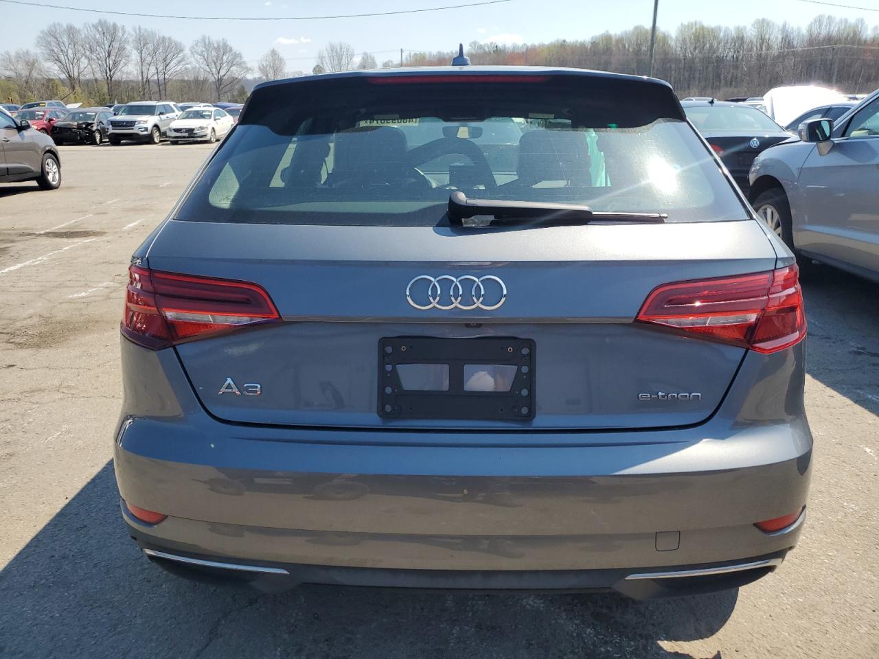 Фото: WAUUPBFF1JA100024 - 6