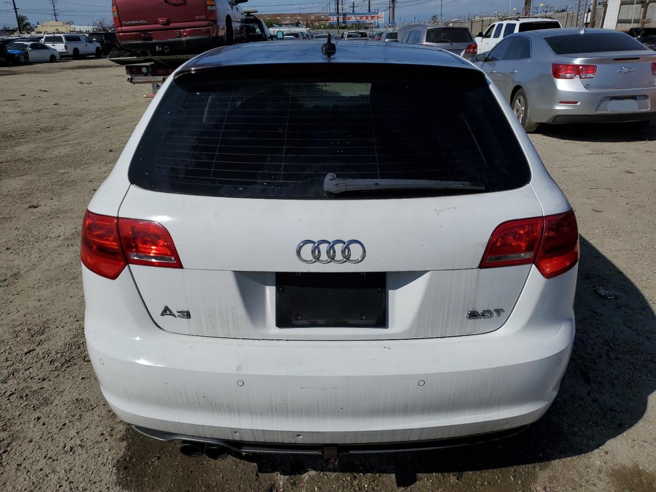 WAUKEAFM4BA061887 2011 Audi A3 Premium Plus