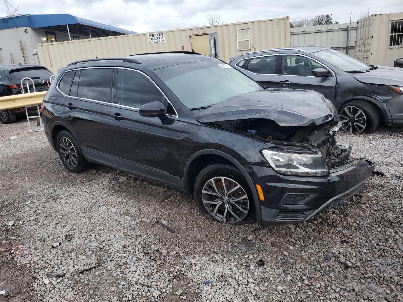 VOLKSWAGEN TIGUAN SE -