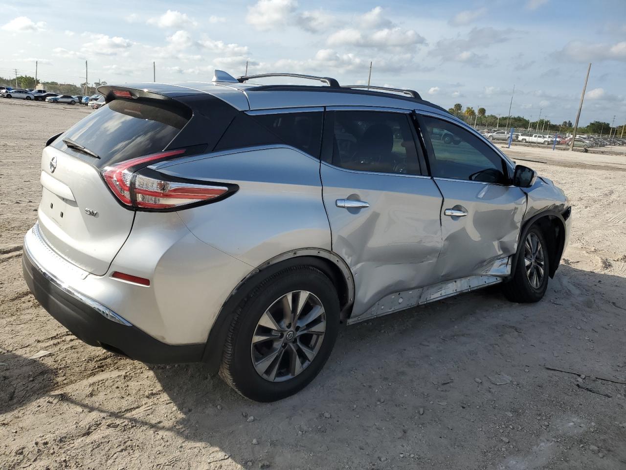 2017 Nissan Murano S vin: 5N1AZ2MG5HN137667