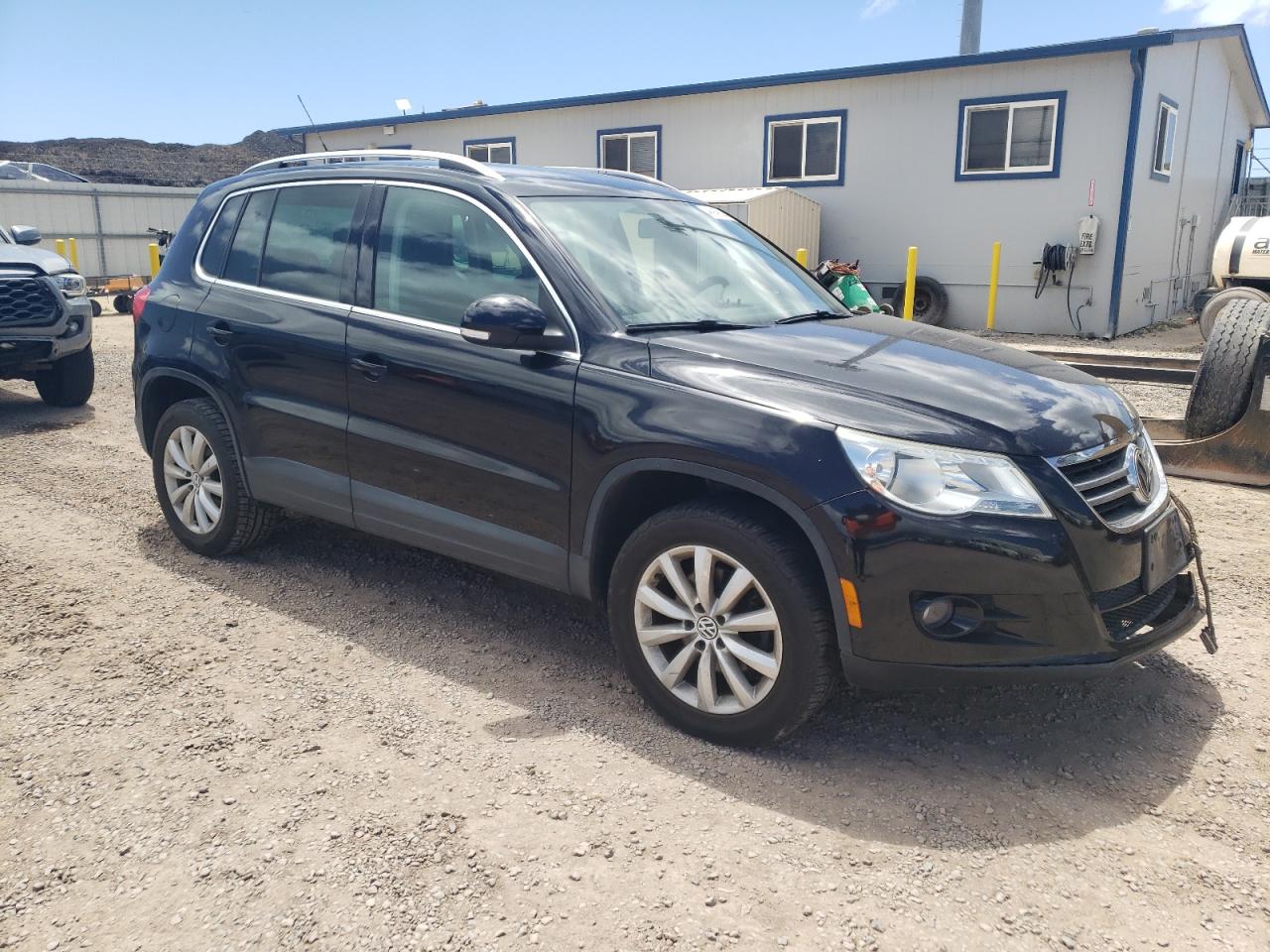 WVGAV7AX9BW556166 2011 Volkswagen Tiguan S