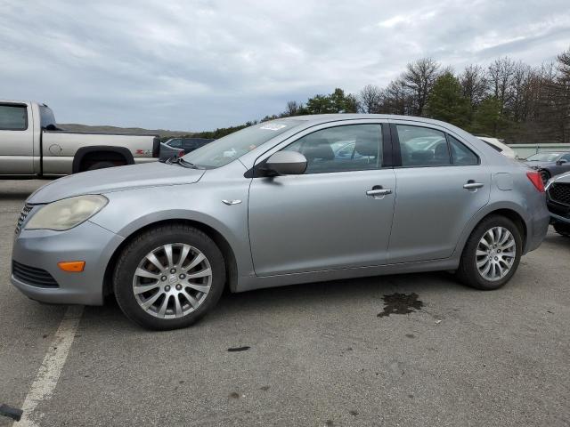 Lot #2427863450 2013 SUZUKI KIZASHI SE salvage car