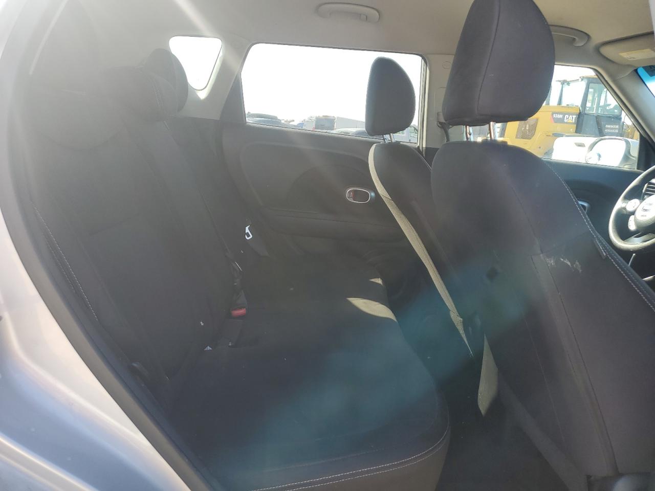 KNDJN2A27G7851988 2016 Kia Soul