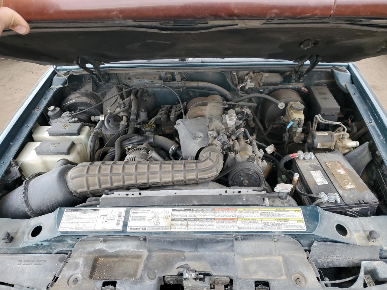 1FMDU34X9TUB02324 1996 Ford Explorer