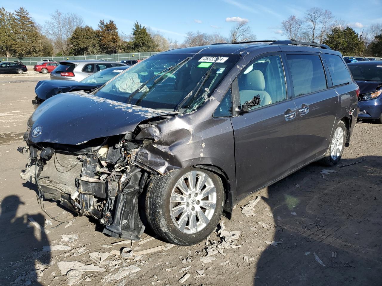 2015 Toyota SIENNA XLE