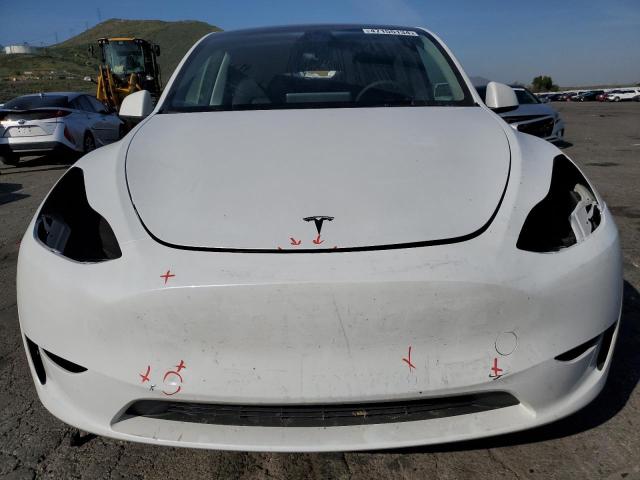 2024 Tesla Model Y VIN: 7SAYGDEE1RA225245 Lot: 47155134