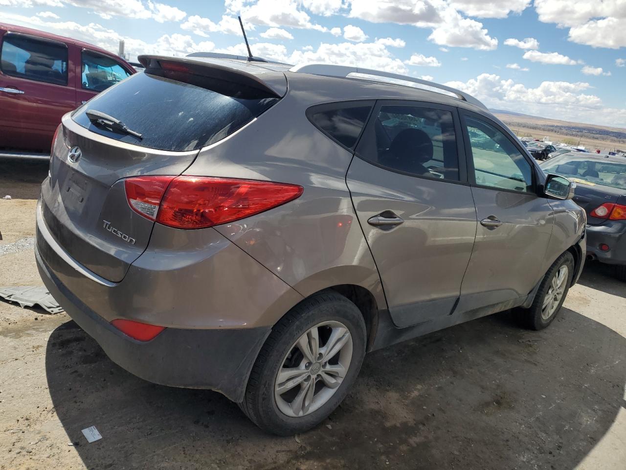 KM8JU3AC5DU561288 2013 Hyundai Tucson Gls