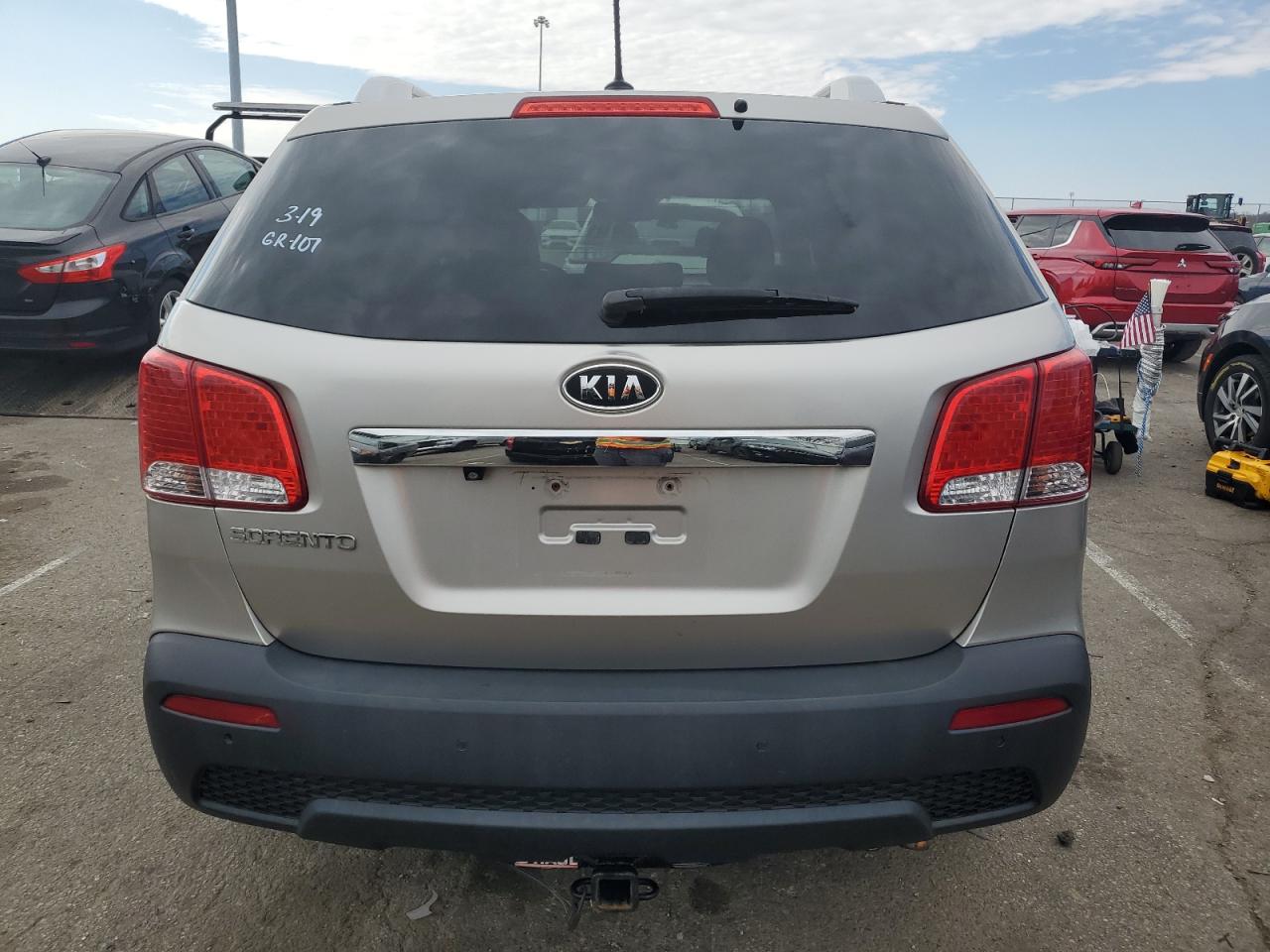 2013 Kia Sorento Lx vin: 5XYKT3A6XDG367301