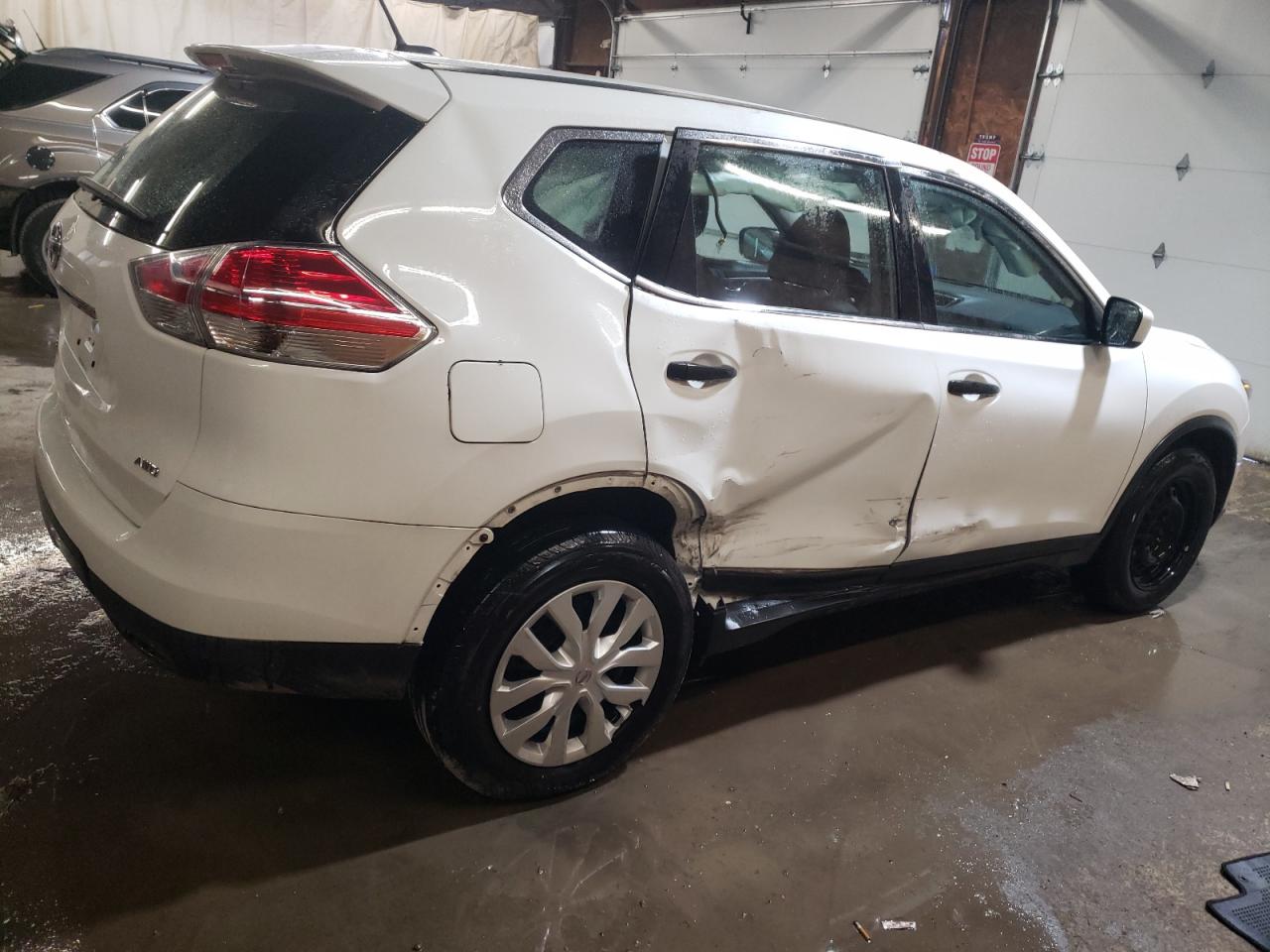 KNMAT2MV2GP697444 2016 Nissan Rogue S