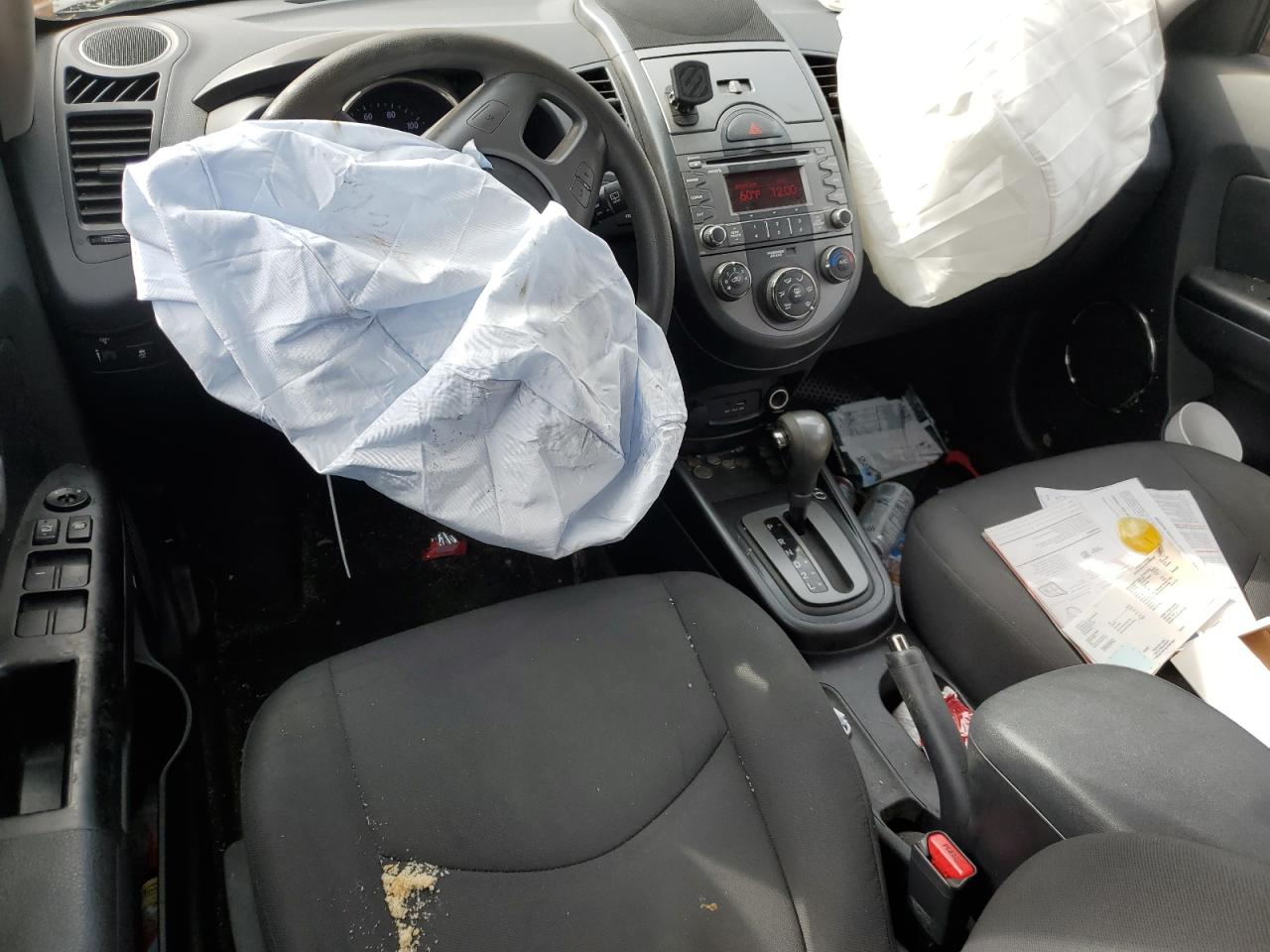 KNDJT2A26A7112429 2010 Kia Soul +