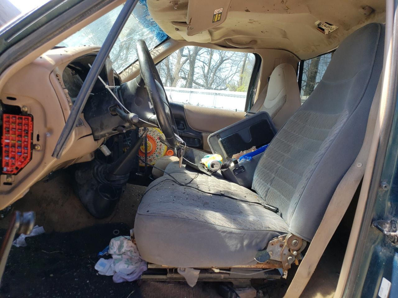 1FTYR10C3WPA78216 1998 Ford Ranger