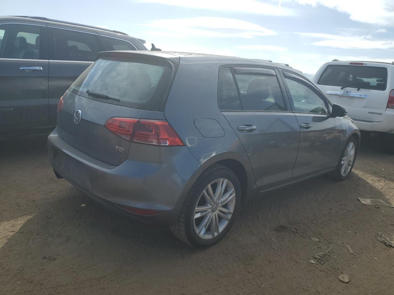 3VW2A7AU7FM024024 2015 Volkswagen Golf Tdi