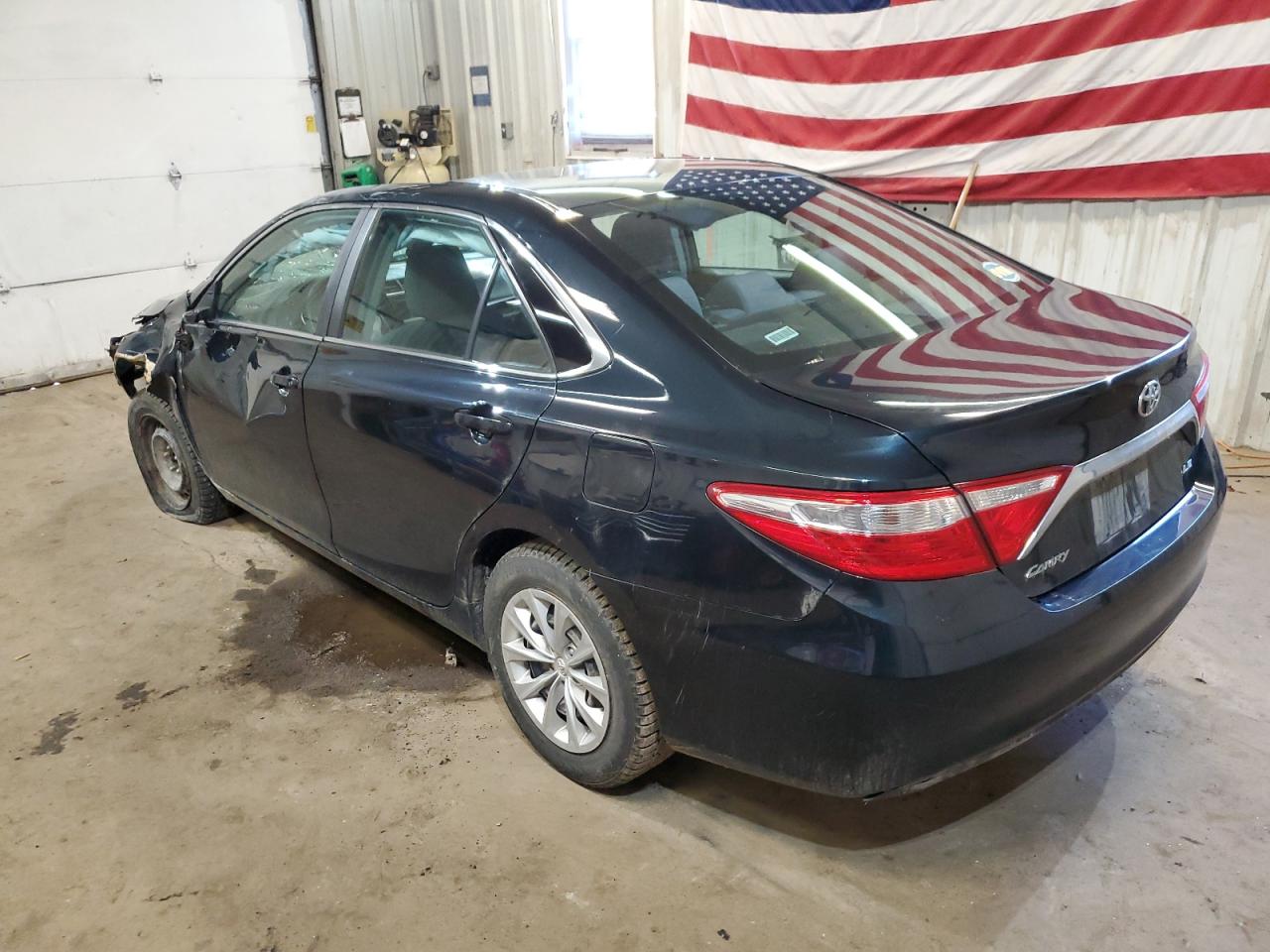 4T4BF1FK8FR453601 2015 Toyota Camry Le