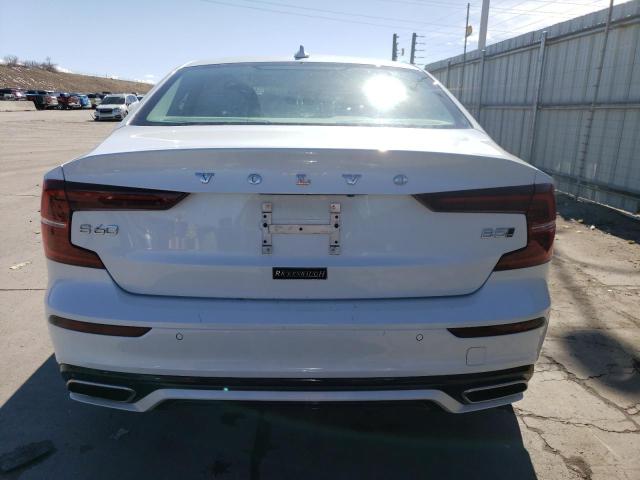 2022 VOLVO S60 B5 MOM 7JRL12TZ4NG157417
