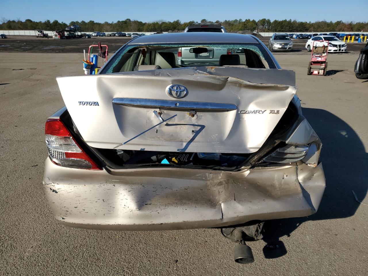 4T1BE30K44U936758 2004 Toyota Camry Le