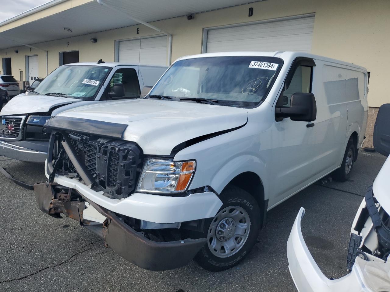 Nissan NV 2016 