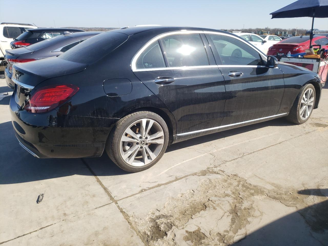 VIN: WDDWF8DB6KR458035 2019 MERCEDES-BENZ C-CLASS