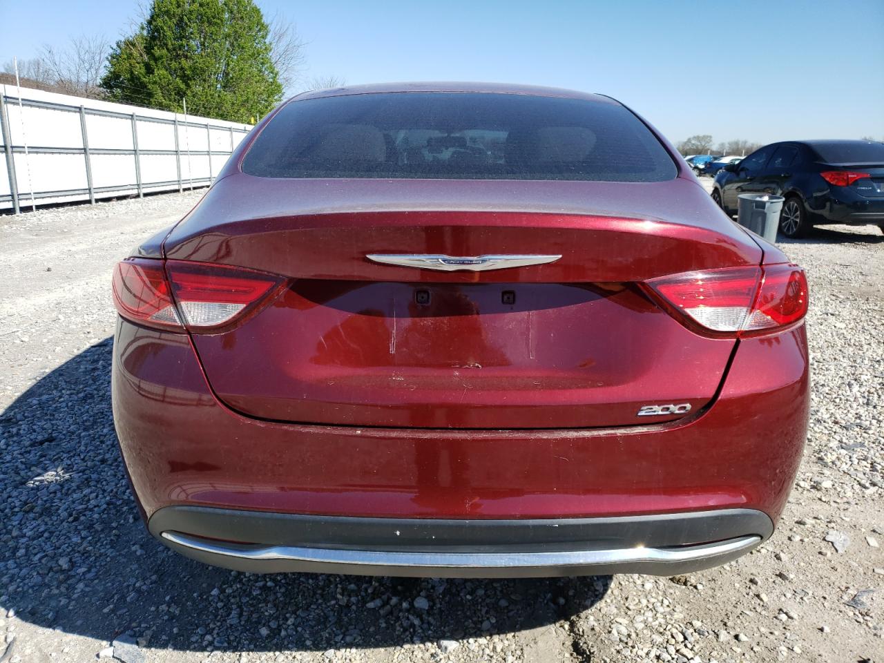 1C3CCCFB2FN609900 2015 Chrysler 200 Lx