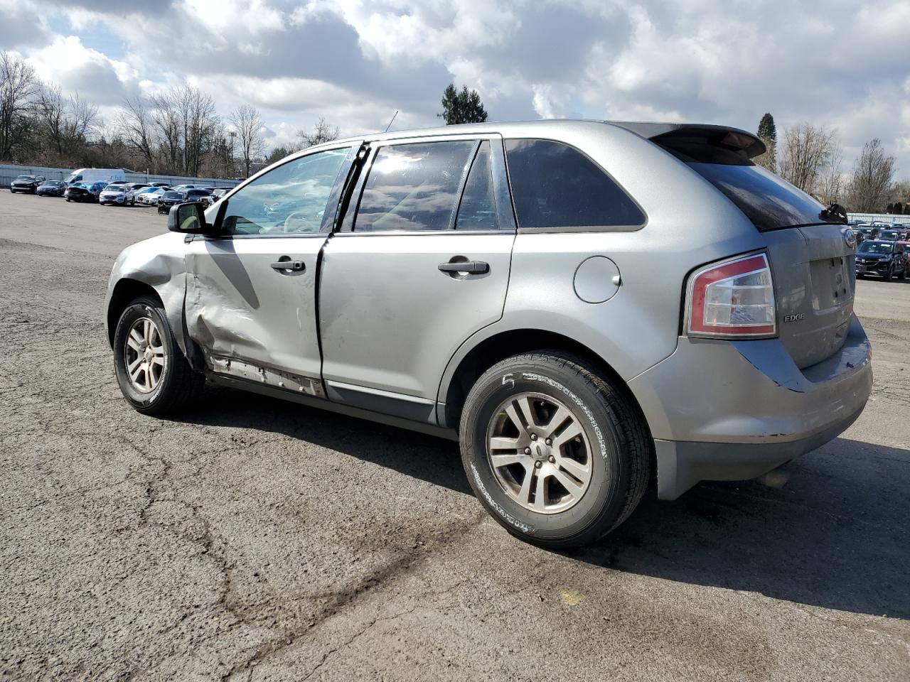2FMDK36CX8BA11690 2008 Ford Edge Se
