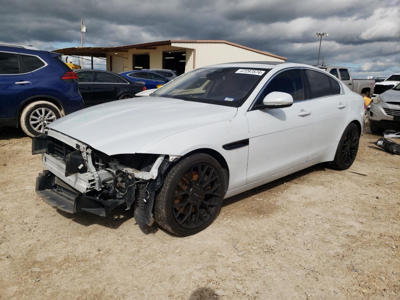 SAJAN4EV5JCP17173 JAGUAR XE PORTFOL 2018