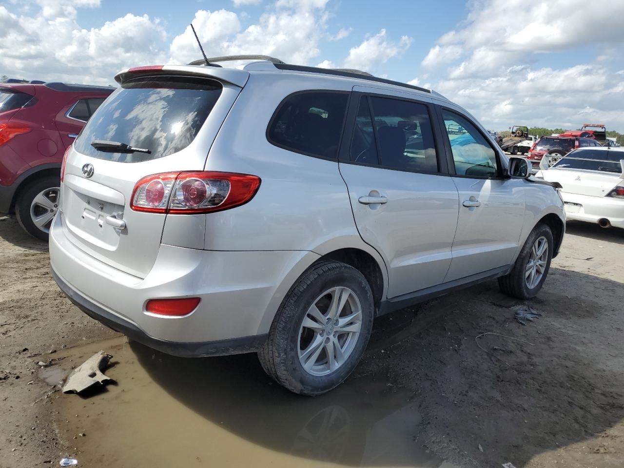 5XYZH4AG3CG098233 2012 Hyundai Santa Fe Se