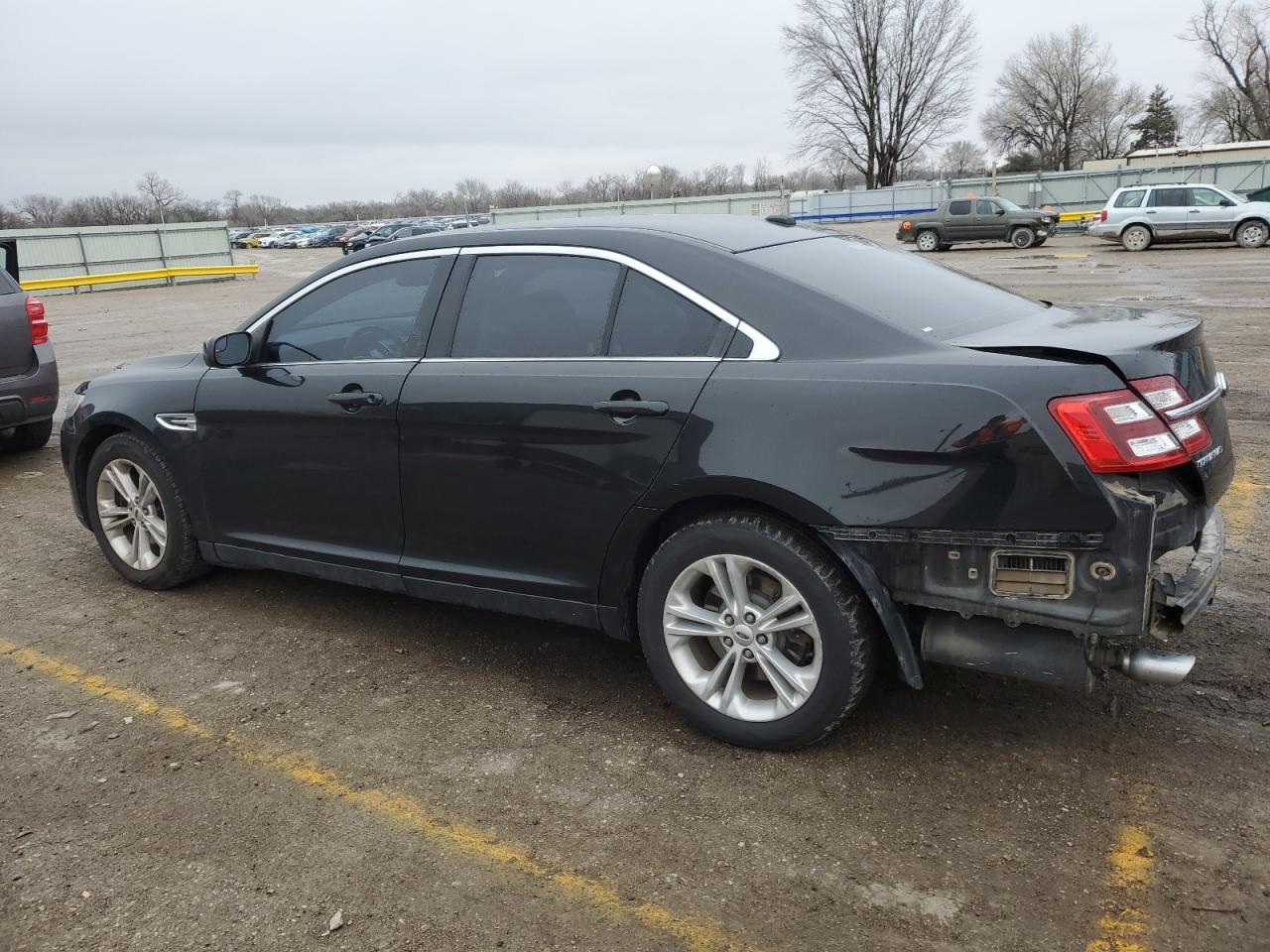 1FAHP2E89DG107673 2013 Ford Taurus Sel